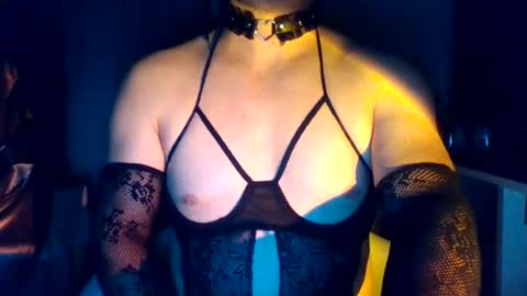 Snapshot of obscuraboy chatting on July 2026 12:24:01 AM Doxy online show from July 2026 12:24:01 AM