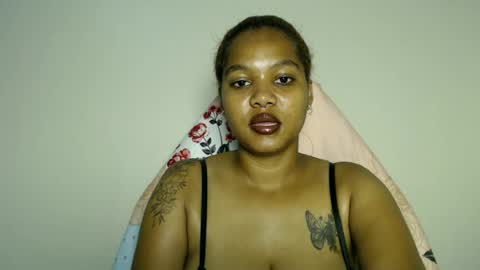 obsidianrose_ online show from June 2026 03:43:02 AM