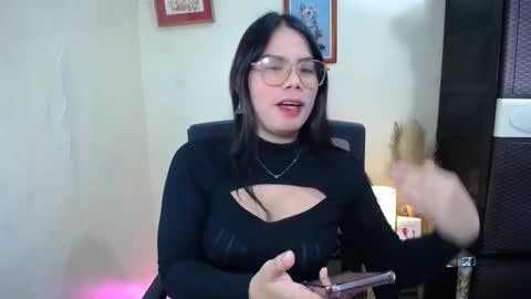Snapshot of octaviayuki chatting on October 2025 11:08:02 AM Kyla online show from October 2025 11:08:02 AM