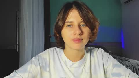 Evie online show from December 2024 07:35:01 AM