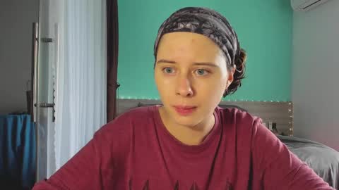 Evie online show from December 2024 08:11:02 AM