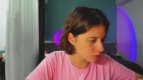 Evie online show from January 2025 04:55:01 PM