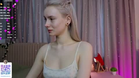 Snapshot of odeliagrace chatting on May 2026 04:32:02 AM Agata online show from May 2026 04:32:02 AM