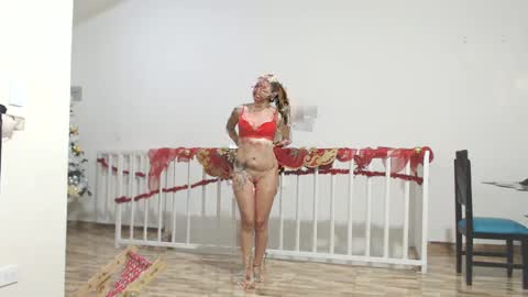 Snapshot of odette_brigh_ chatting on December 2024 11:17:02 PM Val online show from December 2024 11:17:02 PM
