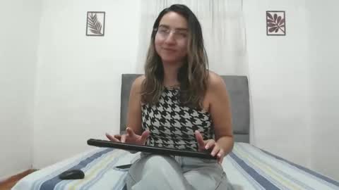 Val online show from February 2026 02:28:01 PM