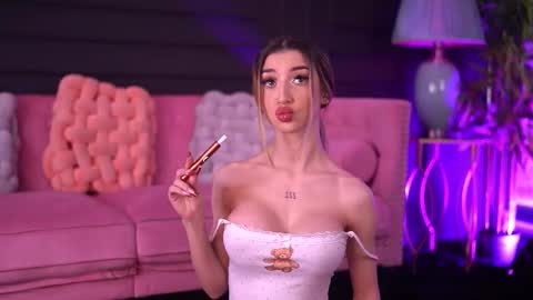 Odette online show from March 2026 06:52:01 AM