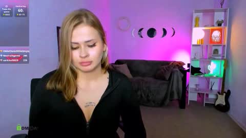 Snapshot of odri_sweet chatting on October 2025 10:42:01 PM odri_sweet online show from October 2025 10:42:01 PM