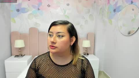 Snapshot of odtte_sweet chatting on June 2026 11:21:01 AM Mia online show from June 2026 11:21:01 AM