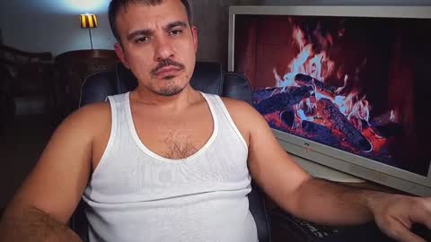 officeman7 online show from December 2024 05:33:02 PM