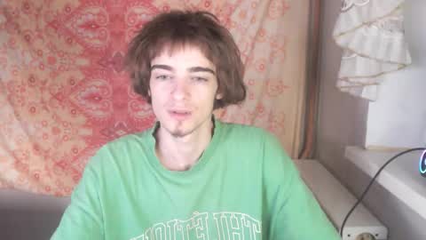 Felix online show from November 2025 04:44:02 AM