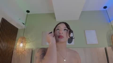Holly online show from July 2026 11:19:02 AM