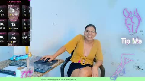 Snapshot of oh_tique chatting on June 2026 01:28:02 AM LU online show from June 2026 01:28:02 AM