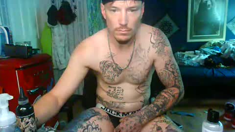 who dares  toss me some  tips lets have fun online show from April 2026 04:22:01 PM
