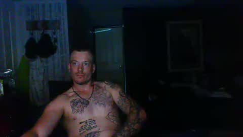 Snapshot of oh_you_know69 chatting on May 2026 05:02:01 AM who dares toss me some tips lets have fun online show from May 2026 05:02:01 AM