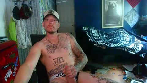 Snapshot of oh_you_know69 chatting on May 2026 07:20:02 PM who dares toss me some tips lets have fun online show from May 2026 07:20:02 PM