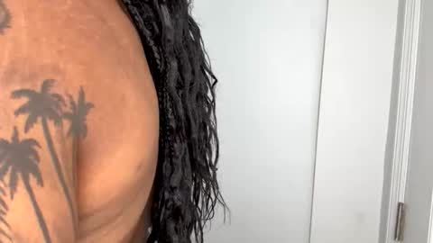 GOGIOBABE online show from November 2025 04:00:01 AM