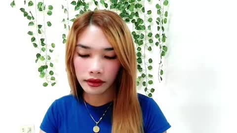 ohmyalessandraxcx online show from November 2025 06:30:02 AM