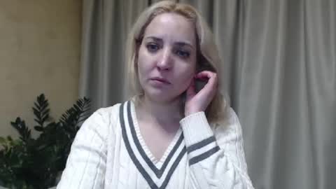 Mari online show from February 2025 05:39:02 PM