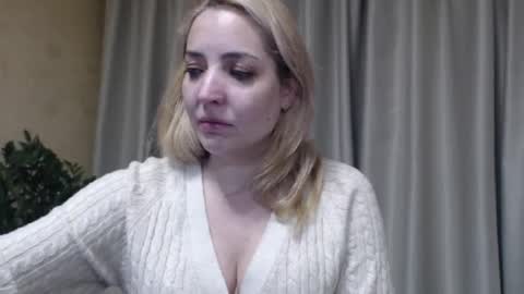 Mari online show from February 2026 10:13:02 PM