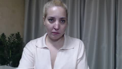 Mari online show from April 2026 06:10:01 PM