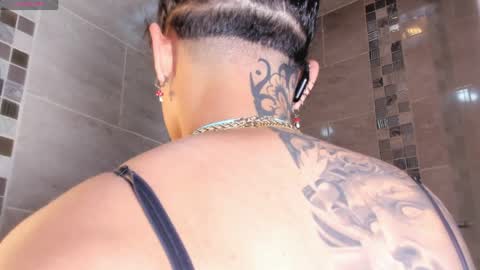 ohyesly_ online show from March 2026 08:03:02 AM