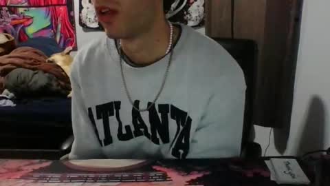 Snapshot of oistadcameron chatting on February 2026 05:37:01 AM Cam0819 online show from February 2026 05:37:01 AM