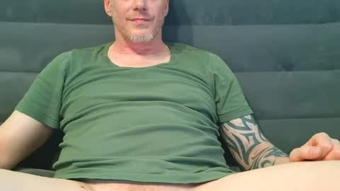 Snapshot of olavdelux chatting on June 2026 06:08:01 PM olavdelux online show from June 2026 06:08:01 PM