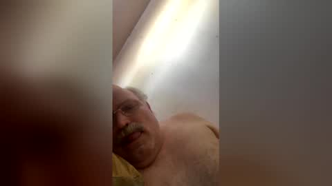 old279093 online show from May 2026 07:20:01 PM