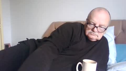 old_fkrr_ online show from November 2025 11:05:01 AM