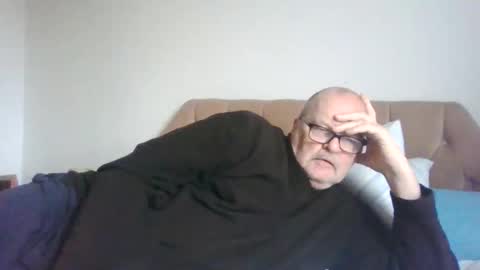 old_fkrr_ online show from December 2025 10:54:01 AM