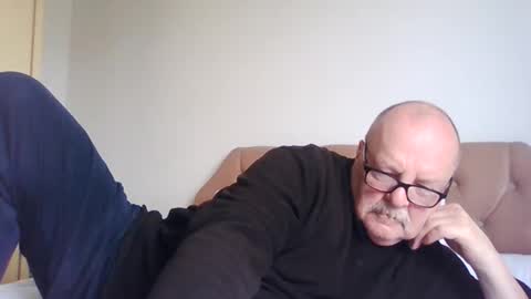 old_fkrr_ online show from April 2026 09:56:01 AM