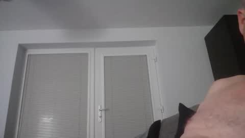 Snapshot of oldandgrey123 chatting on October 2025 10:32:02 PM HeyIts Just Me online show from October 2025 10:32:02 PM