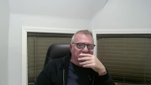 oldguybigd online show from November 2025 04:37:02 AM