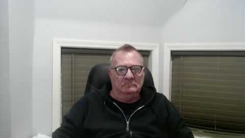 oldguybigd online show from December 2025 04:08:02 AM