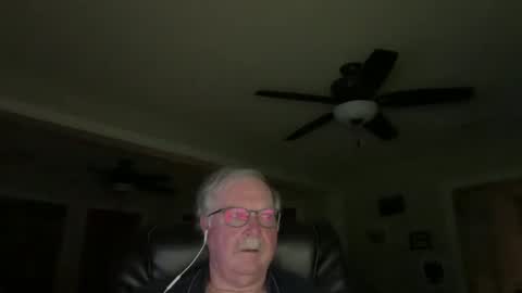 Snapshot of oldlakeguy chatting on January 2025 05:51:01 AM OldLakeGuy online show from January 2025 05:51:01 AM