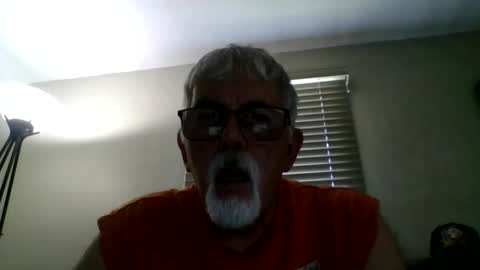 Snapshot of oldmiguy chatting on June 2026 08:13:02 PM OldMIGUY online show from June 2026 08:13:02 PM