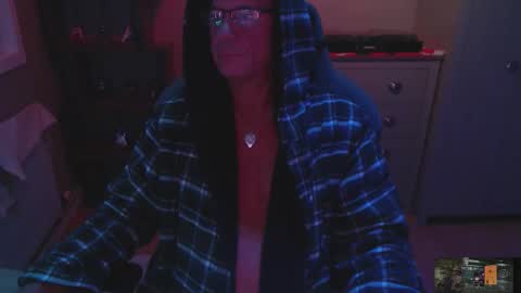 Snapshot of oldveteranuk chatting on October 2025 05:30:01 AM oldveteranuk online show from October 2025 05:30:01 AM