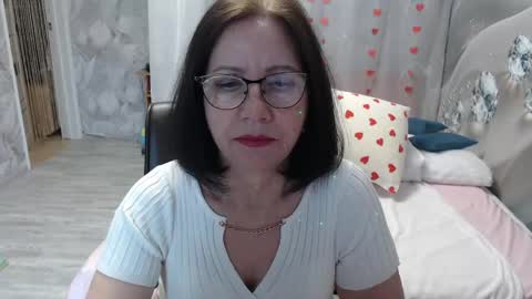 Snapshot of olgahottie chatting on June 2026 11:27:02 PM OlgaHottie online show from June 2026 11:27:02 PM