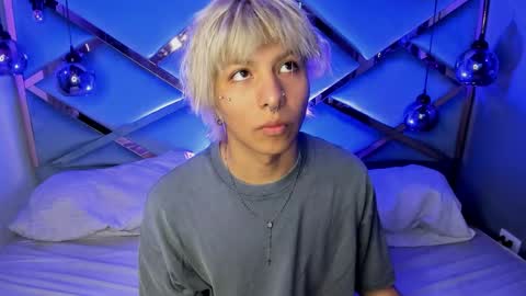 oliiverr22 online show from January 2026 11:26:01 AM