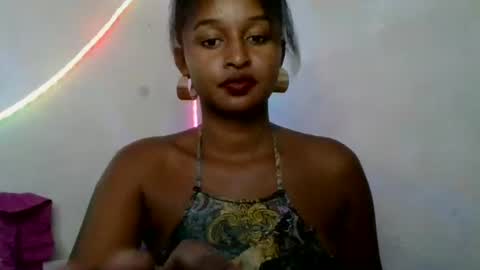Snapshot of olinah610 chatting on May 2026 11:16:01 AM olinah610 online show from May 2026 11:16:01 AM