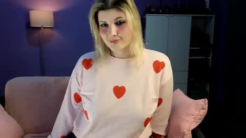 OliSunny Olivia online show from February 2026 08:23:01 PM