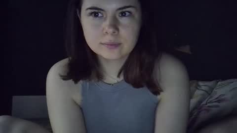 Snapshot of olivepeach chatting on April 2026 02:31:01 PM Oil online show from April 2026 02:31:01 PM