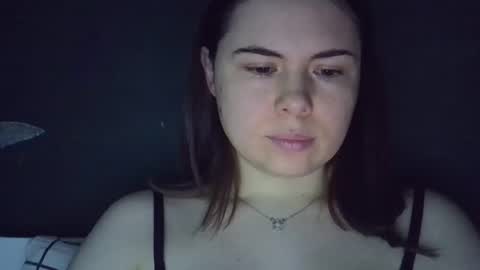 Snapshot of olivepeach chatting on April 2026 09:58:01 AM Oil online show from April 2026 09:58:01 AM