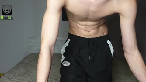 Snapshot of oliver_baker chatting on December 2024 03:20:02 PM Oliver Kaen online show from December 2024 03:20:02 PM