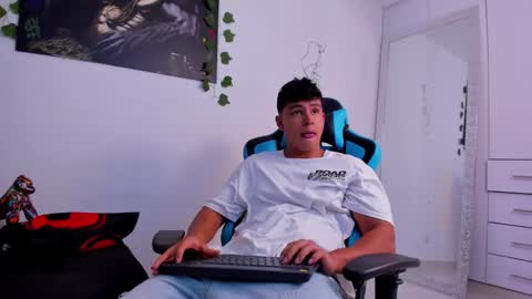 Oliver bray online show from December 2024 04:25:02 AM