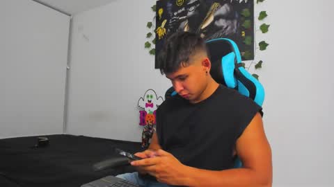 Oliver bray online show from January 2025 12:58:02 AM