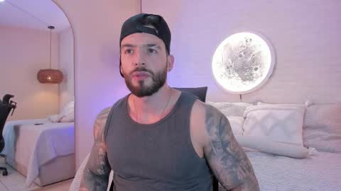 oliver_colt__ online show from March 2026 02:19:01 AM