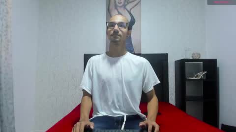 oliver_goldberg online show from April 2026 01:34:02 PM