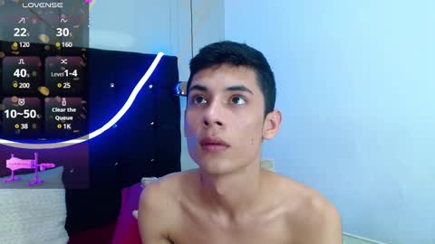 Snapshot of oliver_king_sex chatting on December 2024 08:40:01 PM Oliver Smith online show from December 2024 08:40:01 PM