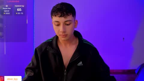 oliveeer online show from January 2026 08:25:02 PM